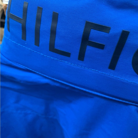 NWT Tommy Hilfiger men wind breaker with hidden hood M/L/XL - Picture 4 of 10